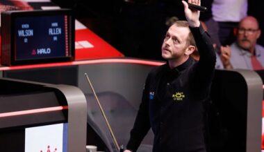 Mark Allen hits back at Stephen Hendry after booking quarter-final place at The Crucible