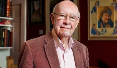 Gordon Snell: Author and husband of Maeve Binchy, dies aged 93