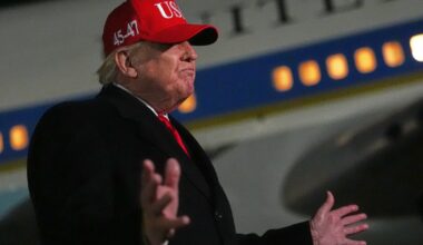 Trump to be briefed on new wave of ‘short, powerful’ strikes on Iran – The Irish Times