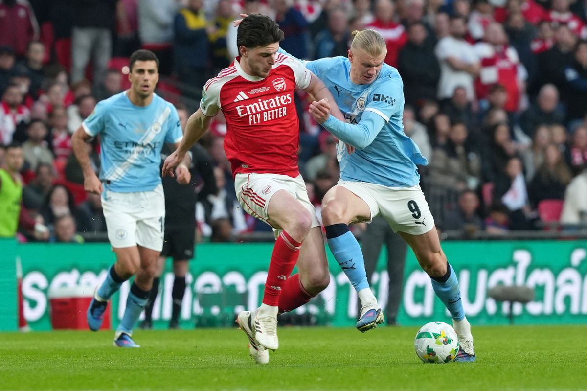 Declan Rice battling with Erling Haaland
