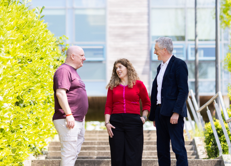 Pictured at University of Limerick's Research Week are (l-r) Professor Paul Brennan, Head of the Genomic Epidemiology Branch at the World Health Organisation’s International Agency for Research on Cancer; Professor Aedín Culhane, Professor of Cancer Genomics in UL’s School of Medicine and Director of the Limerick Digital Cancer Research Centre at UL; and Brendan Muldoon, patient advocate at Bowel Cancer Ireland.