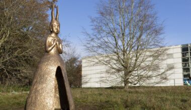 Norwich Sainsbury Centre giant rabbit sculpture on show