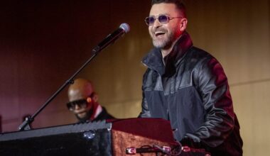 Justin Timberlake Reacts to Justin Bieber Coachella Cover