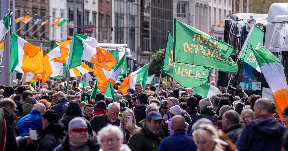 Irish police clear demonstrators to reopen refinery as fuel protest causes chaos
