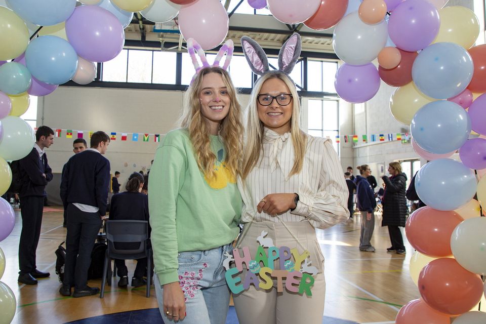Teachers Doireann Devitt and Ciara Fleming at the Glenart College TY Easter fair in aid of Enable Ireland. Photo: Michael Kelly