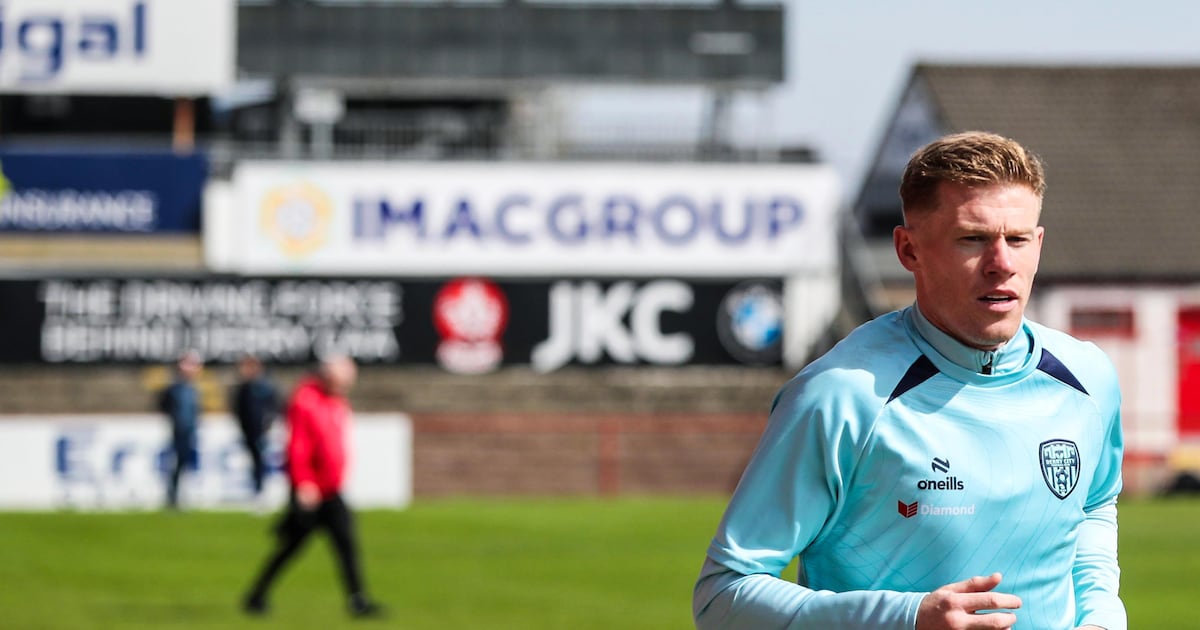 James McClean told by hip specialist he has ‘no business being on a football pitch’ – The Irish Times