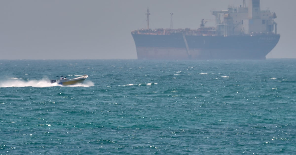 Iran vows it will retaliate for US seizure of ship, Tehran has ‘no plans for now’ to join ceasefire talks – The Irish Times