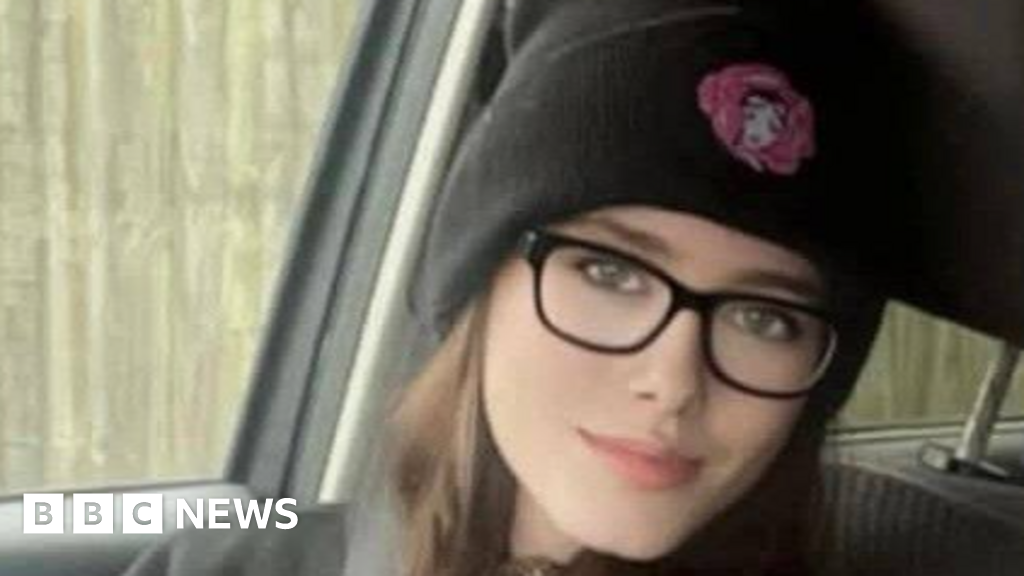 Jamie-Lea Biscoe killed in dog attack at Leaden Roding house - BBC