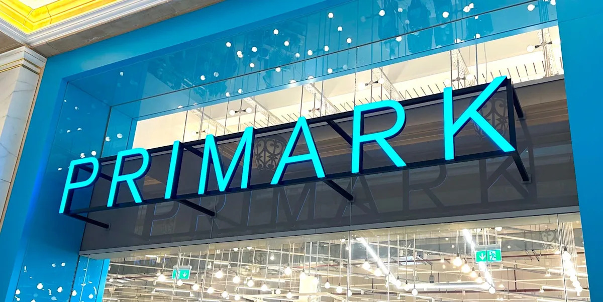 Primark's £10 polka dot midi dress is the easy-to-wear spring style that effortlessly nails three big trends