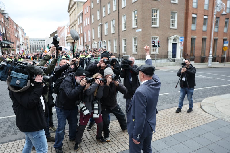 Michael Healy Rae salutes protesters after resigning from Government on Tuesday. Picture: Enda O'Dowd.