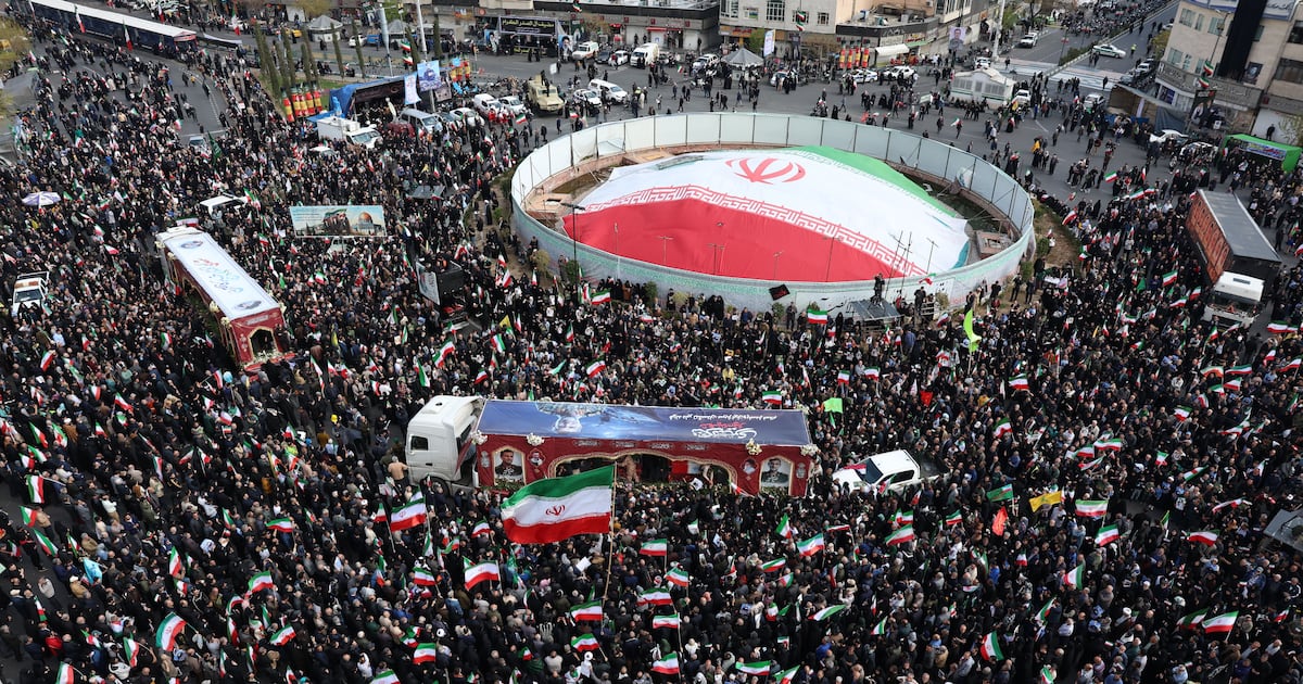 Trump hints at ‘quick’ exit from Iran but US could return for ‘spot hits’ – The Irish Times