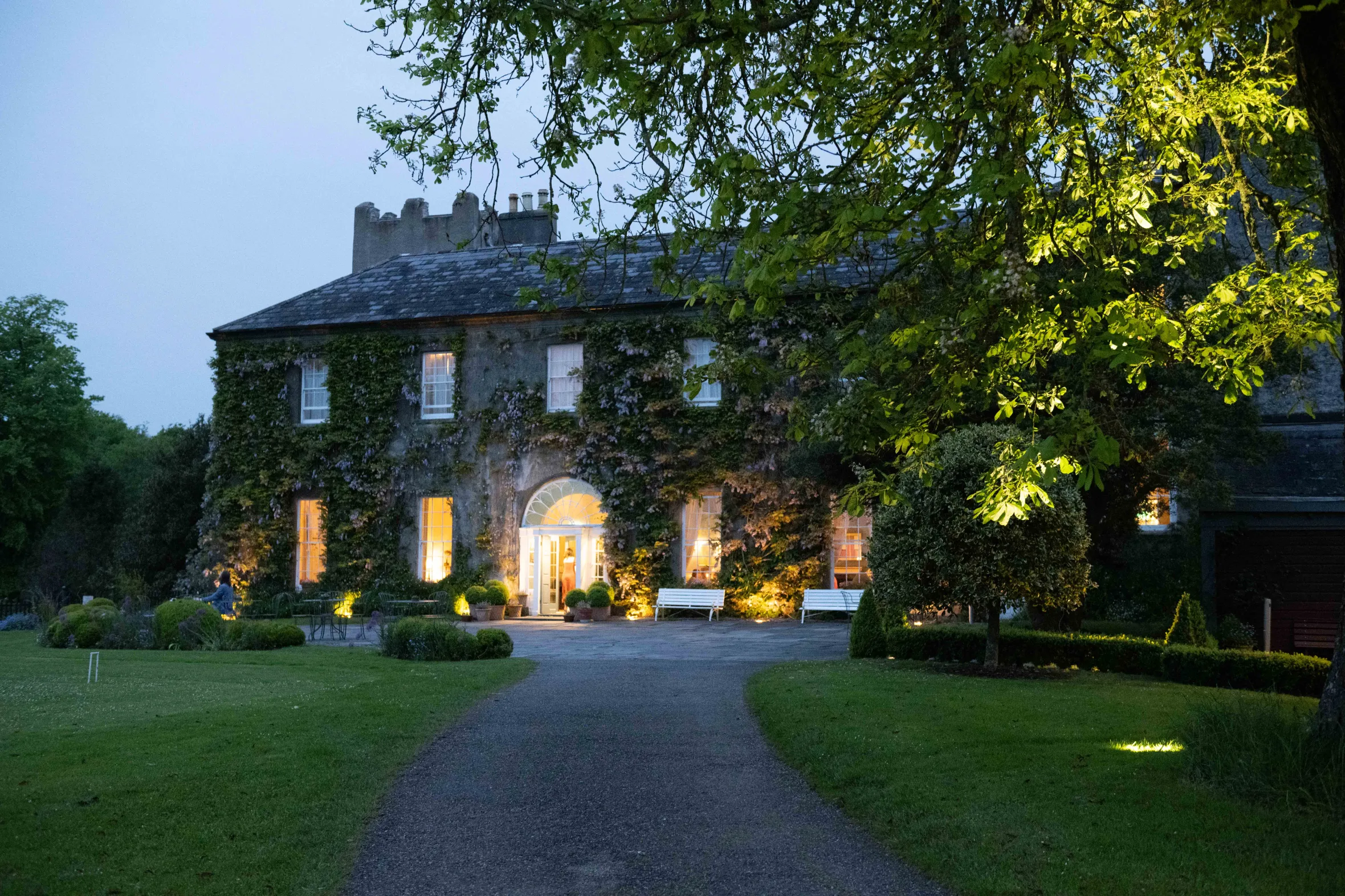 NINTCHDBPICT000989261950