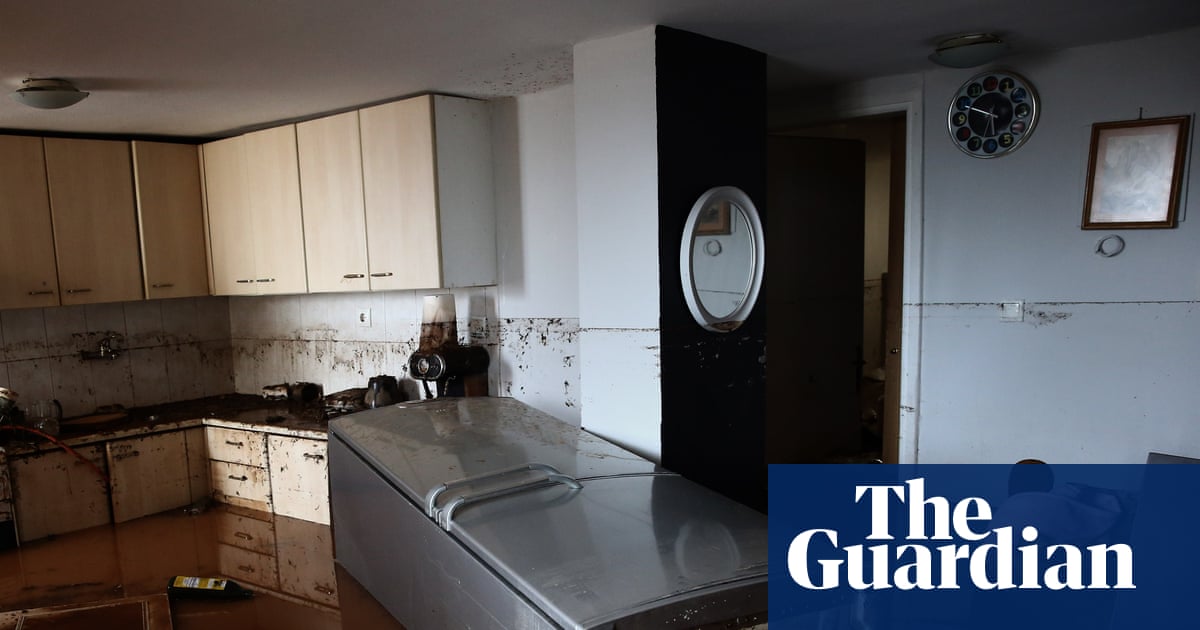 Storm Erminio lashes much of Greece as Saharan dust blankets Crete | Europe