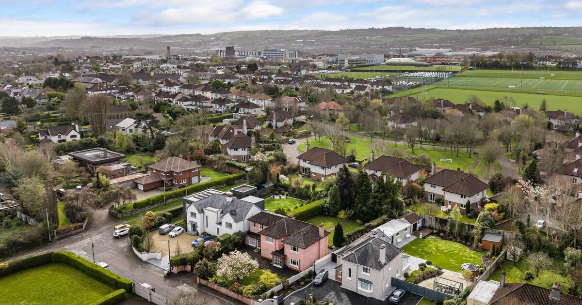 Family home of Munster and Ireland legend is ripe for picking at Model Farm Road's Cherry Grove