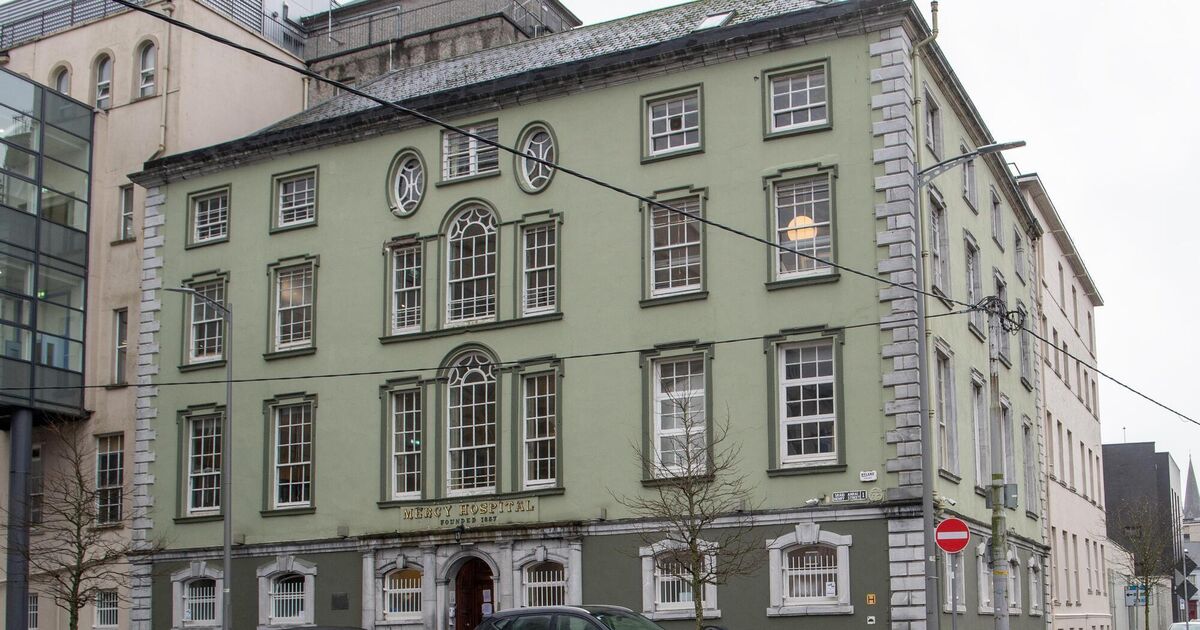 Better staffing and waiting times but Cork's Mercy building still needs work, says report