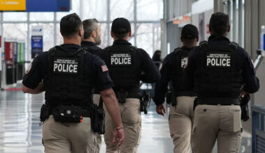 Woman deported from US to Cork comes unstuck over chewing gum