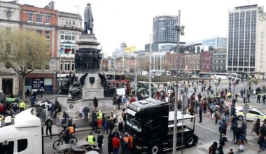 Talks to resume but no fuel deal until the blockades end; garda water cannon arrives in Cork city