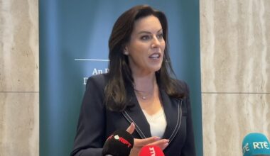 Health minister warns chemotherapy and urgent care at risk if fuel protests continue