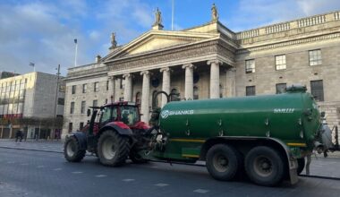 Fuel protesters 'ambushed' by gardaí; Emergency Cabinet meeting; Trucks leave Cork refinery