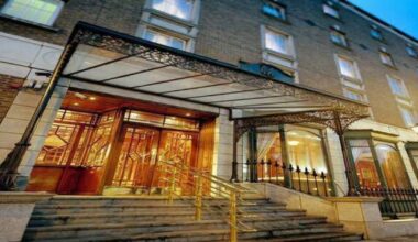 Hotelier fighting against going to arbitration in bitter row with sons