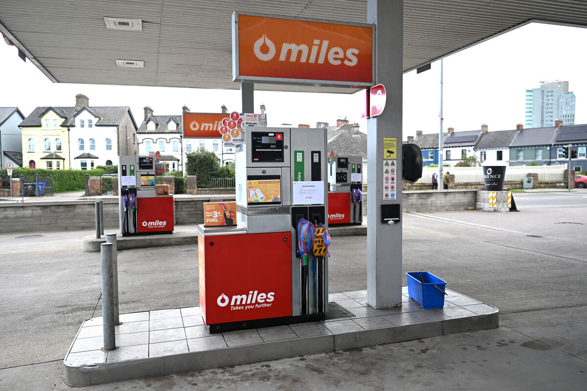  Empty forecourt - No fuel available....Nationwide fuel protests and the blockading of Irving Oil at Whitegate, Co Cork has resulted in fuel shortages on the forecourts across Ireland. OUT OF STOCK notice from Circle K on the petrol and diesel pumps at Marina Filling Station, Monahan Road, Cork. Picture: Larry Cummins