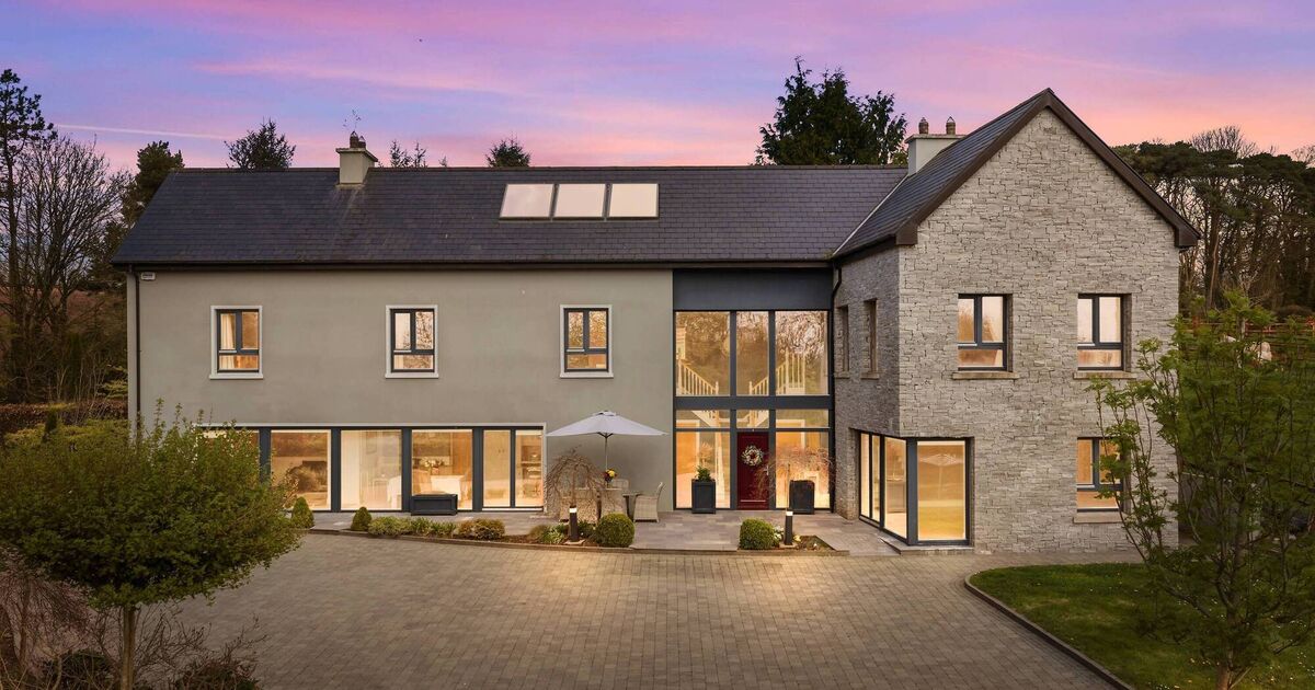 Farran house just a stroll away from woodlands, golf and rowing