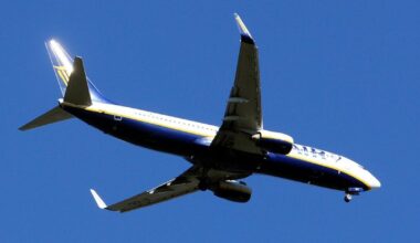 Ryanair to close airport check-in and bag-drop 20 minutes earlier