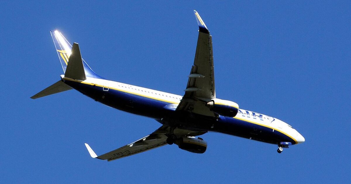 Ryanair to close airport check-in and bag-drop 20 minutes earlier