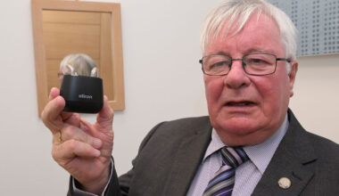 Taoiseach leads tributes to former mayor Joe Carroll following death