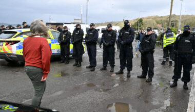 AI-doctored images of Whitegate fuel protests falsely portray gardaí violence as threats grow