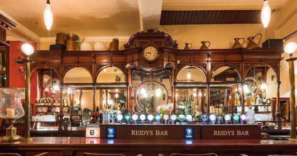 Everything must go at Reidy’s Vault Bar as iconic Cork pub's fittings head to auction