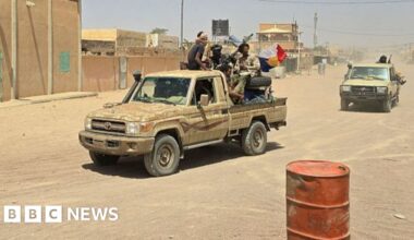 Mali attacks: Russia's Africa Corps confirms withdrawal from Kidal - BBC