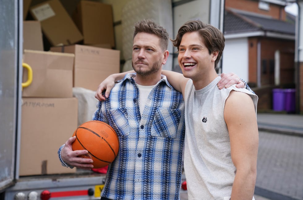 matthew wolfenden, lewis walton, hollyoaks