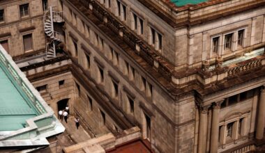 Three dissents at BOJ policy board meeting suggest hawkishness ahead