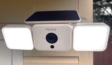 The Reolink Solar Floodlight Cam floods your property with dazzling light to deter would-be burglars