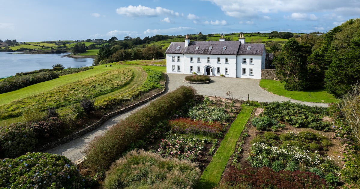 Join west Cork’s rich and famous at Skibbereen home formerly owned by bank chief – The Irish Times