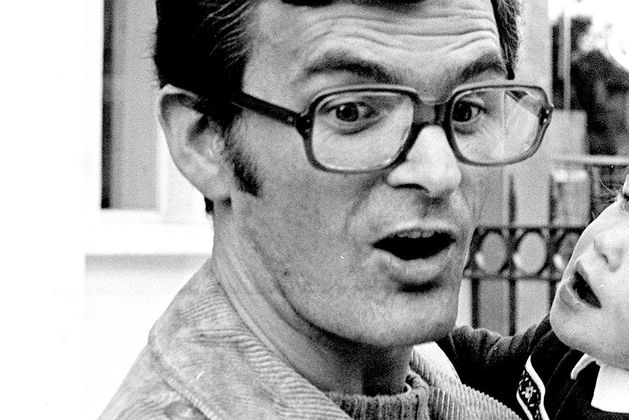 President pays tribute to ‘extraordinary career’ of poet and author Gabriel Rosenstock following death at 76