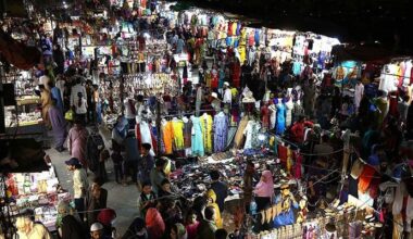 Markets, malls to shut at 8pm across Pakistan except Sindh