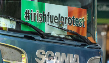 Protesters plan to turn M7 into 'Ireland's biggest car park' for solidarity march