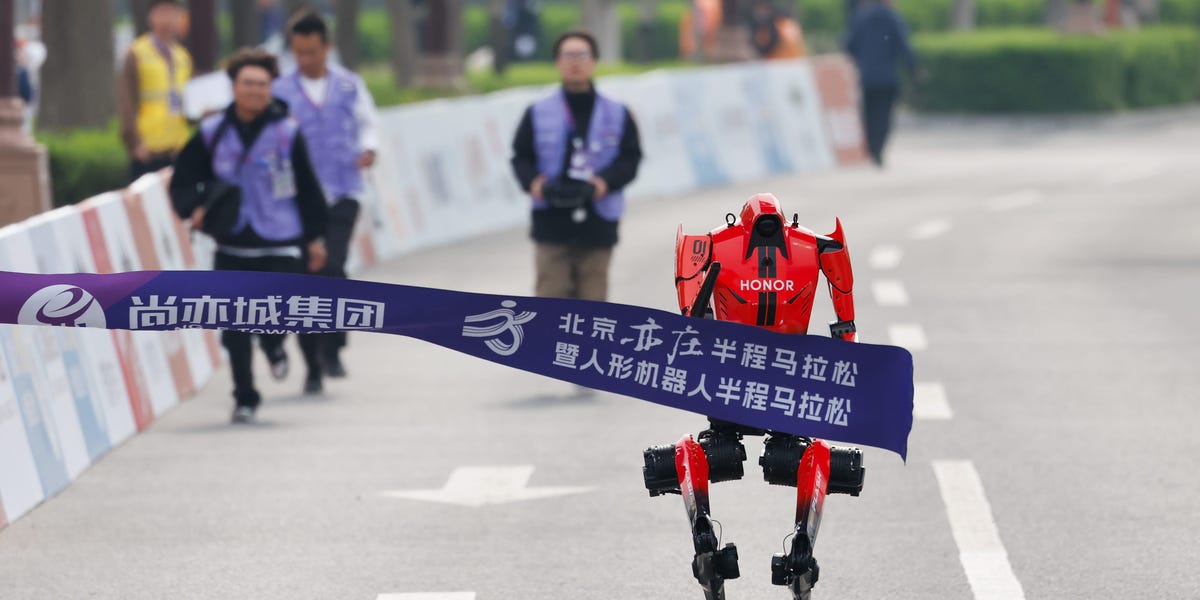 China's Robot Half Marathon Sets Record, Sparks Laughs