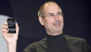 Is New Apple CEO John Ternus Ready for the AI Era?