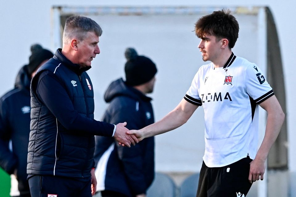 St Patrick's Athletic manager Stephen Kenny congratulates his son, Dundalk's Eoin Kenny, after their Airtricity Premier Division tie at Oriel Park. Photo: Ben McShane/Sportsfile