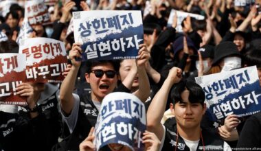 Samsung workers rally, call for larger share of AI profits