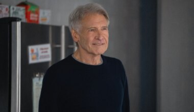 Harrison Ford didn't realize he sang the 'Indiana Jones' theme in that 'Shrinking' scene