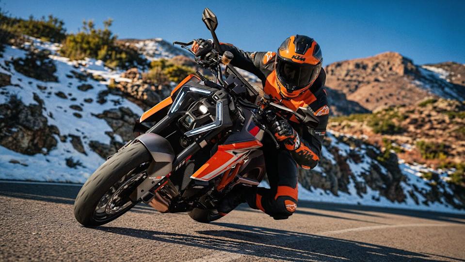 2026/2027 KTM 1390 Super Duke RR First Look Gallery