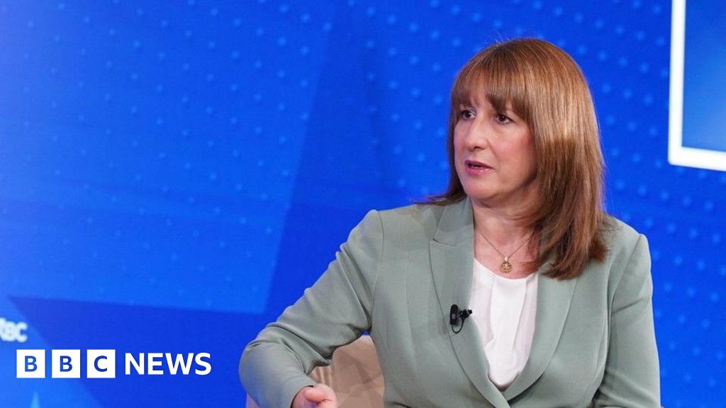 US war on Iran was a 'mistake' says UK chancellor Rachel Reeves - BBC