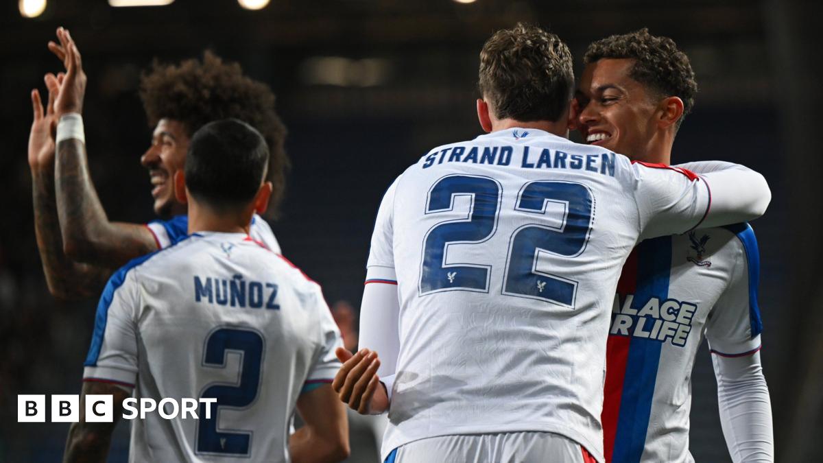 Crystal Palace players celebrate Ismaila Sarr's opening goal