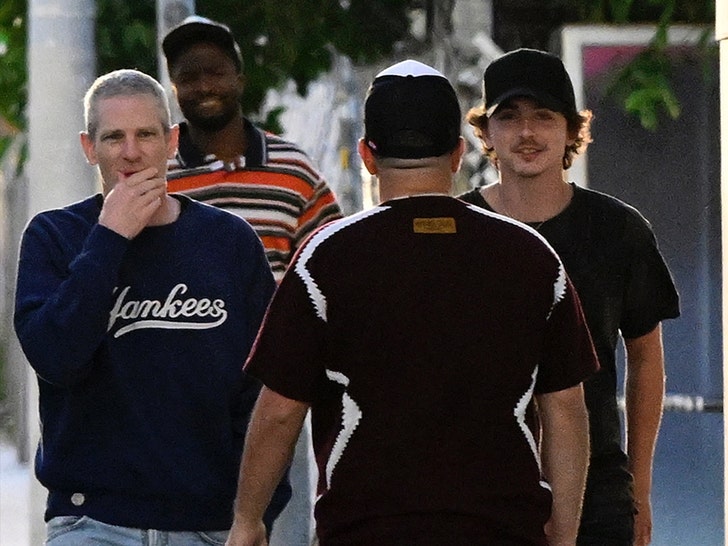 Timothee-Chalamet-backgrid-1