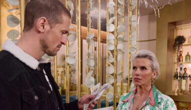 Coronation Street's Carl Webster devastates Debbie in early ITVX episode