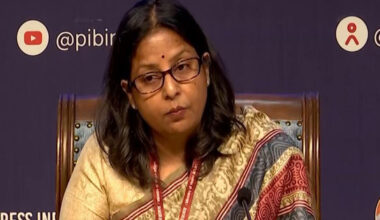 Government ensures 100% gas supply for PNG, CNG users; flags panic buying